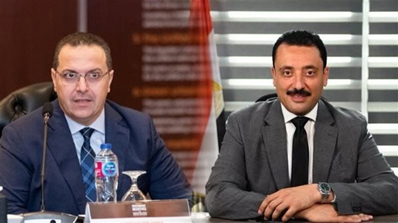 الدكتور محمد رزق والدكتور وليد عباس