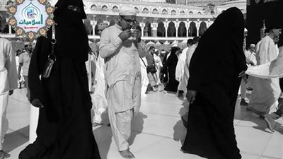 عضو مركز الأزهر: لا تنتقب المرأة في الإحرام وهذه ضوابط اللباس والحناء فى الحج