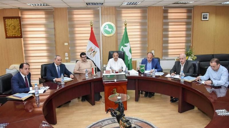محافظ الشرقية يترأس لجنة التوظيف
