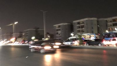 مصرع طفل وإصابة والدته بعدما دهستهما سيارة بزهراء مدينة مصر (صور)