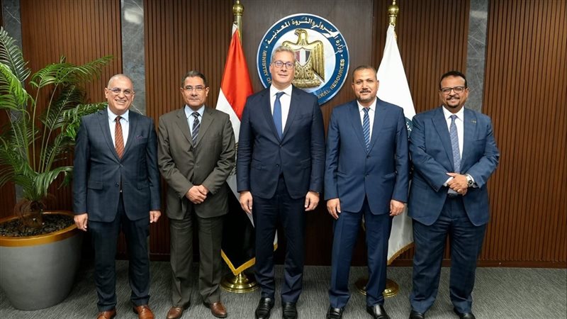 وزير البترول