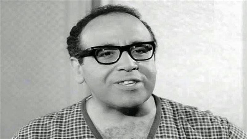 حسن مصطفى 