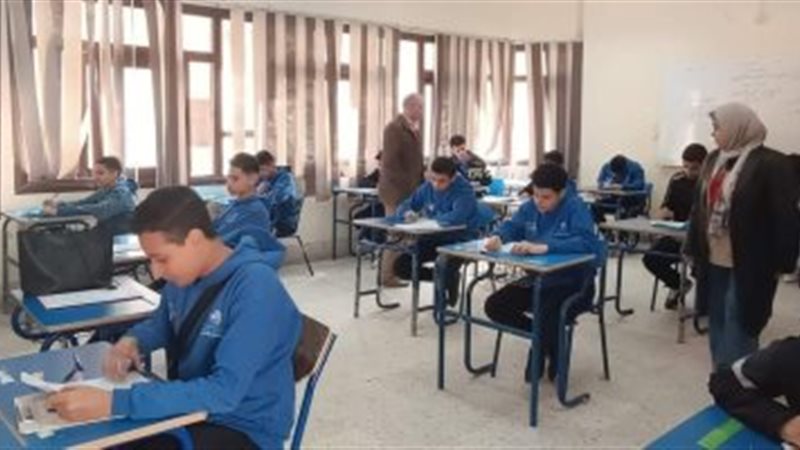 امتحانات نهاية الفصل الدراسي الثاني