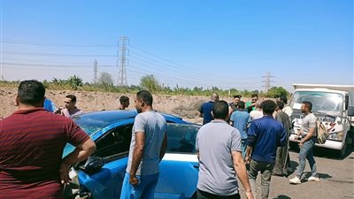 انقلاب ميكروباص وملاكي بطريق طنطا - كفرالزيات دون إصابات