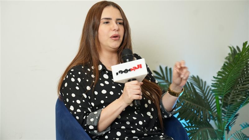 دنيا عبد العزيز