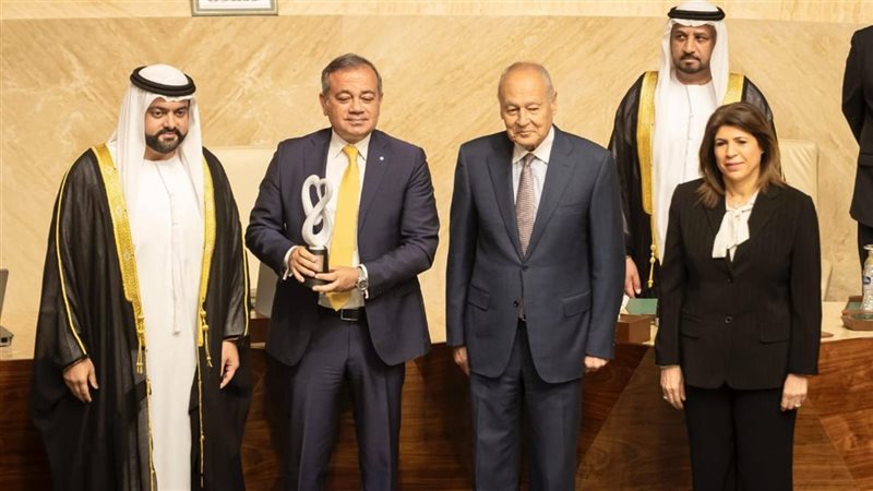 تكريم رئيس أبو ظبي الإسلامي