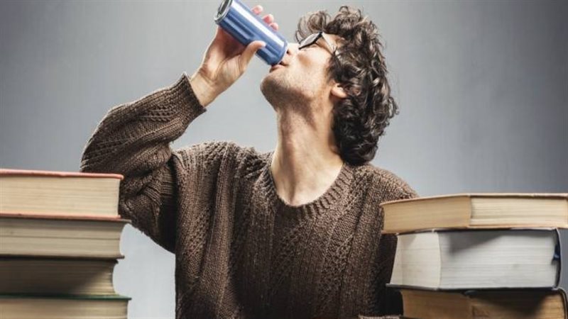 أضرار مشروبات الطاقة - أرشيفية