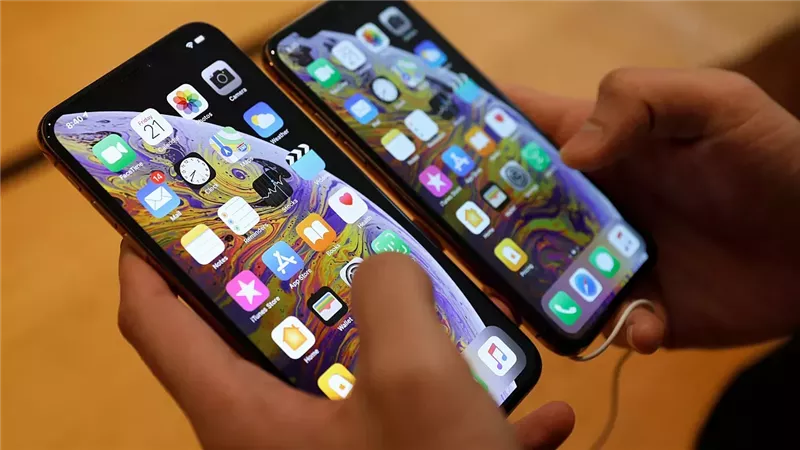 هاتف آيفون XS Max