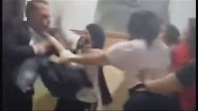 في واقعة ضرب محامى المحلة.. تجديد حبس مالكة بيوتي سنتر و5 سيدات 15 يوما
