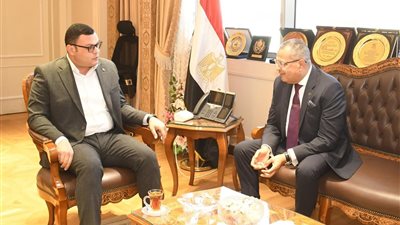 «الإسكان»: مناقشة موقف المشروعات المطلوب تنفيذها بجنوب سيناء