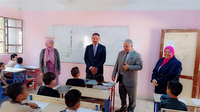 وكيل وزارة التعليم بالفيوم ومدير ادارة التفتيش بالوزارة 
