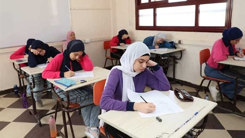 امتحانات الشهادة الإعدادية 