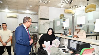 محافظ الفيوم يتفقد سير العمل بالمركز التكنولوجي بمجلس المدينة