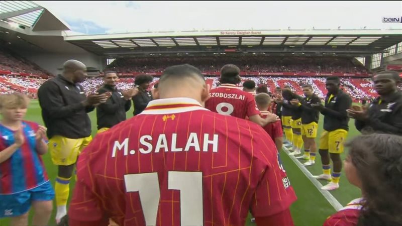 ممر شرفي من كريستال بالاس امام ليفربول
