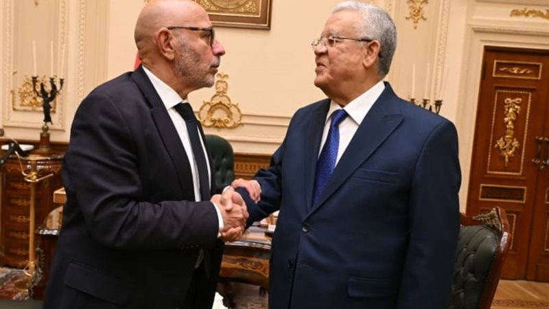 جانب من الاجتماع 