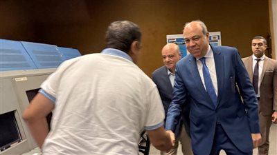 وزير الطيران المدني: تطوير منظومة الملاحة الجوية أولوية وطنية 