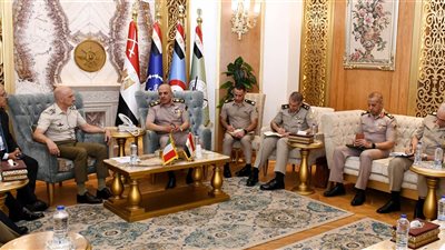  رئيس أركان حرب القوات المسلحة يلتقى رئيس هيئة الأركان المشتركة الإيطالية