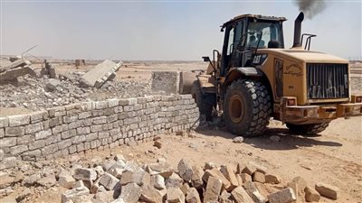 تنفيذ إزالة التعدي على 2450 متر من الأراضي الزراعية وأملاك الدولة بالأقصر 