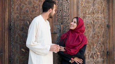 ما حكم رفض الزوج الإنفاق على علاج زوجته؟.. أمين الفتوى يُجيب