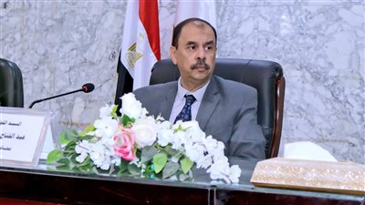 محافظ سوهاج يبحث استعدادات المحافظة لاستقبال عيد الأضحى المبارك 