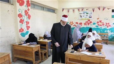 بدء امتحان الجغرافيا والحديث والتفسير لطلاب الشهادة الثانوية الأزهرية دور ثان