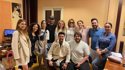 يسرا تجري البروفات الأخيرة لفيلمها الجديد «الست لما»