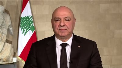 الرئيس اللبناني: مسألة النازحين السوريين تحتل أولوية في اهتماماتنا