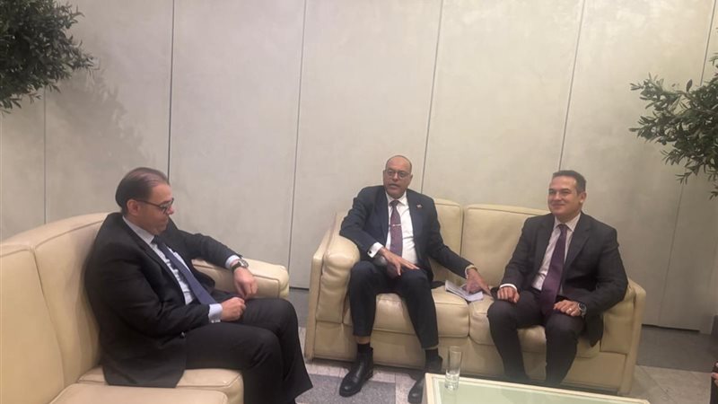 وزير العمل يتوجه إلى صربيا لفتح أسواق جديدة