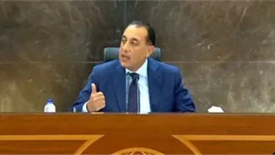 رئيس الوزراء ينعى بطل واقعة سيارة بنزين العاشر ويوجه بصرف معاش لأسرته