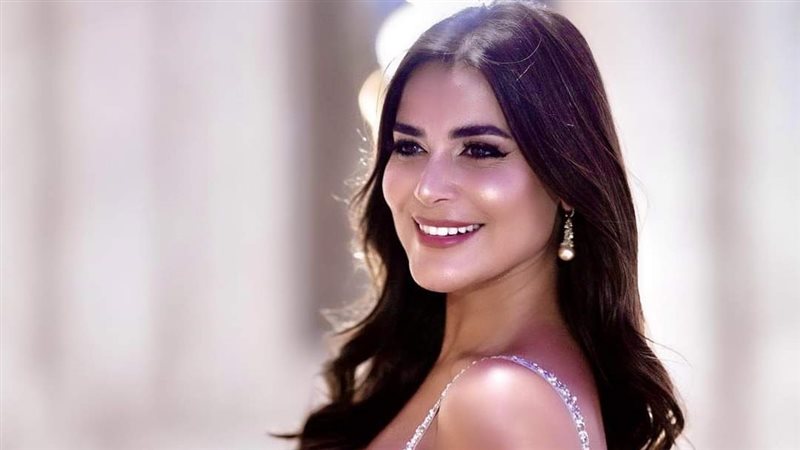 الفنانة رانيا منصور 