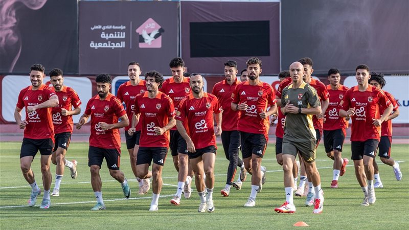 لاعبي الأهلي