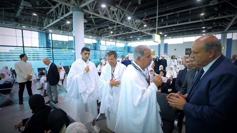 مغادرة اسر شهداء الشرطة