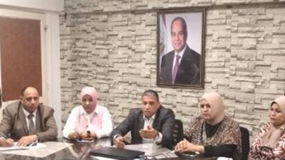 وكيل تعليم الجيزة يشدد على الانضباط داخل لجان الامتحانات