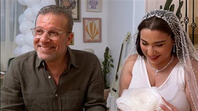 في يوم من الأيام همشي.. شريف منير يوجه رسالة مؤثرة لزوج ابنته