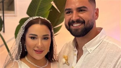 بحضور والدها وابنتها.. 20 صورة من عقد قران أسما شريف منير 