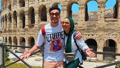 شيلو لنا شوية فتة.. أحمد عبد الوهاب يحتفل بالعيد في روما