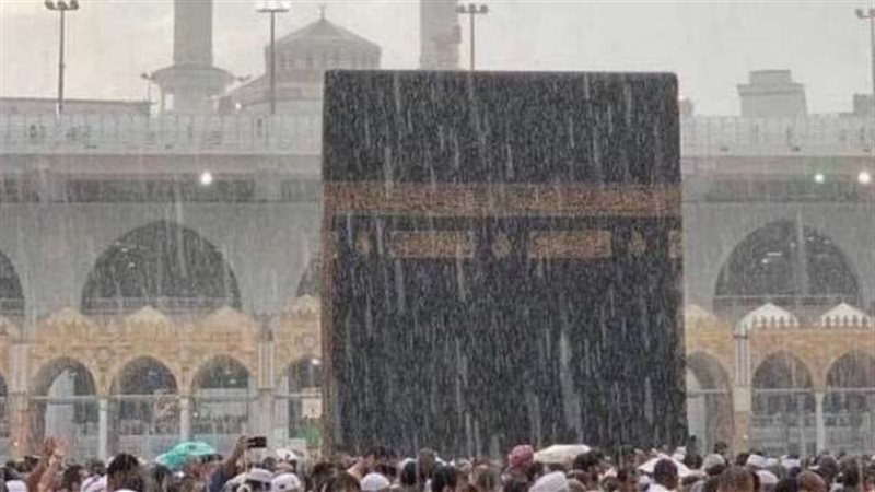 أمطار تضرب مكة المكرمة 
