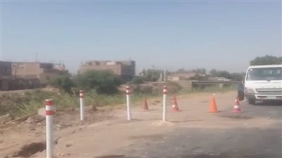 “الطرق والكباري”: جاري عمليات الصيانة العاجلة لمدخل طريق أرمنت الواحات