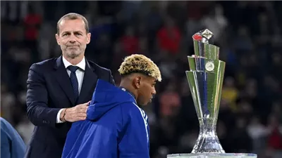 كابوس اسمه مينديز.. يامال يسقط في نهائي دوري الأمم أمام تألق مدافع البرتغال