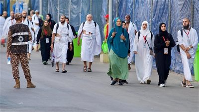 ضيوف برنامج خادم الحرمين يغادرون مكة متوجهين إلى المدينة المنورة 