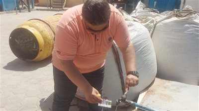 «صحة البيئة» تواصل المرور على المرافق والمنشآت العامة وسحب عينات المياه بالإسماعيلية