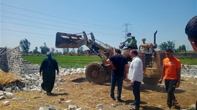 بكل حسم.. محافظة الغربية تواصل حملات إزالة التعديات على أملاك الدولة في العيد 