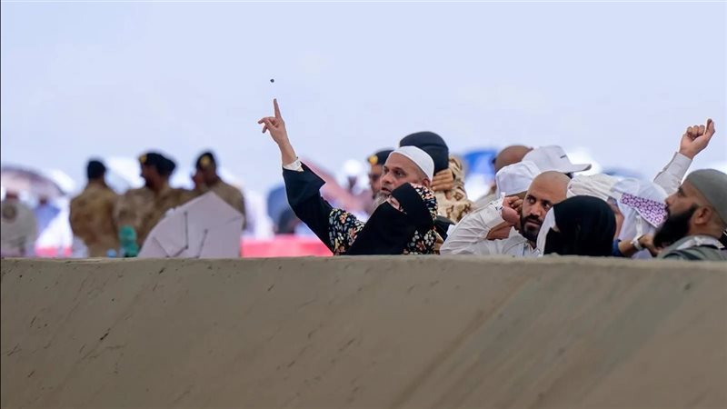 رمي الجمرات 