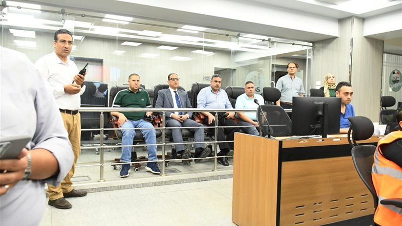 محافظ الفيوم يتابع حملات الازالة