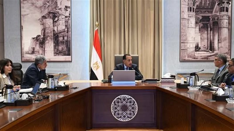 رئيس الوزراء ووزير السياحة ومحافظ الجيزة