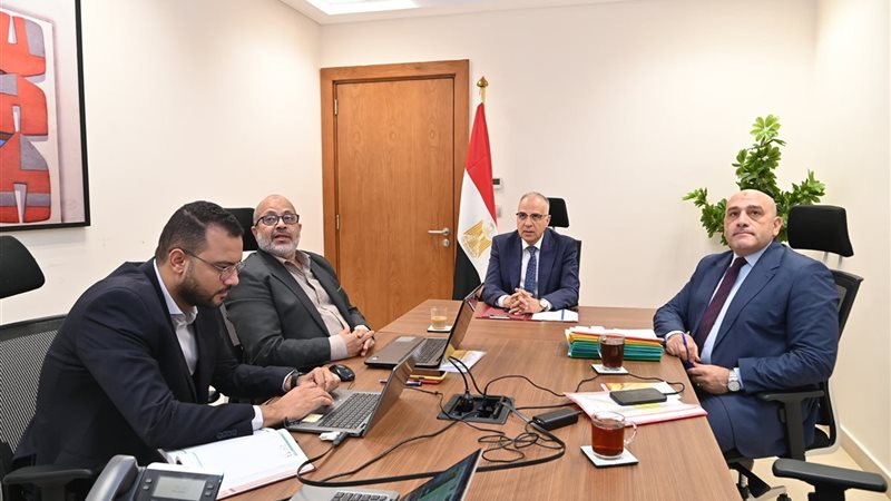 وزير الري 