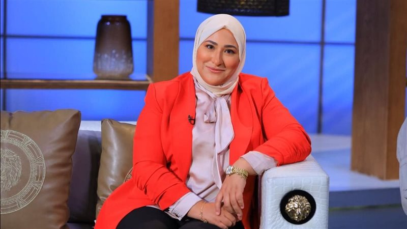 نجلاء نادر استشاري الصحة النفسية 