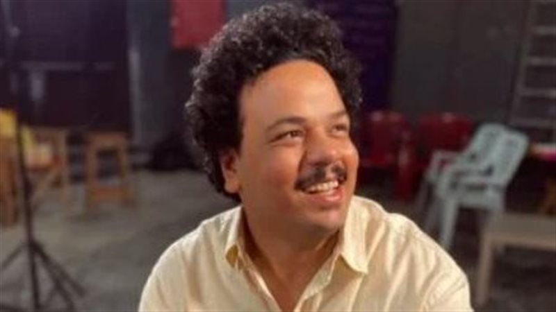 الفنان مصطفى غريب