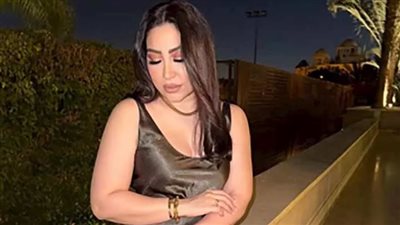 بإطلالة جذابة.. أحدث ظهور لـ بوسي والجمهور يغازلها (صور)