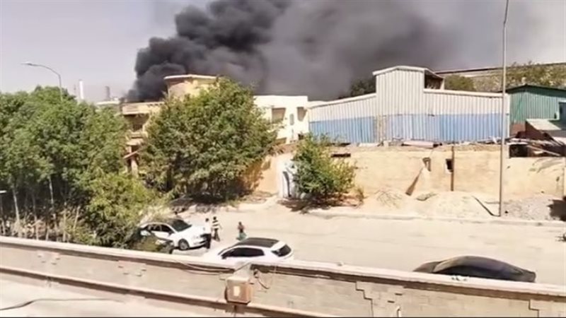 حريق مصنع في منطقة السادات 